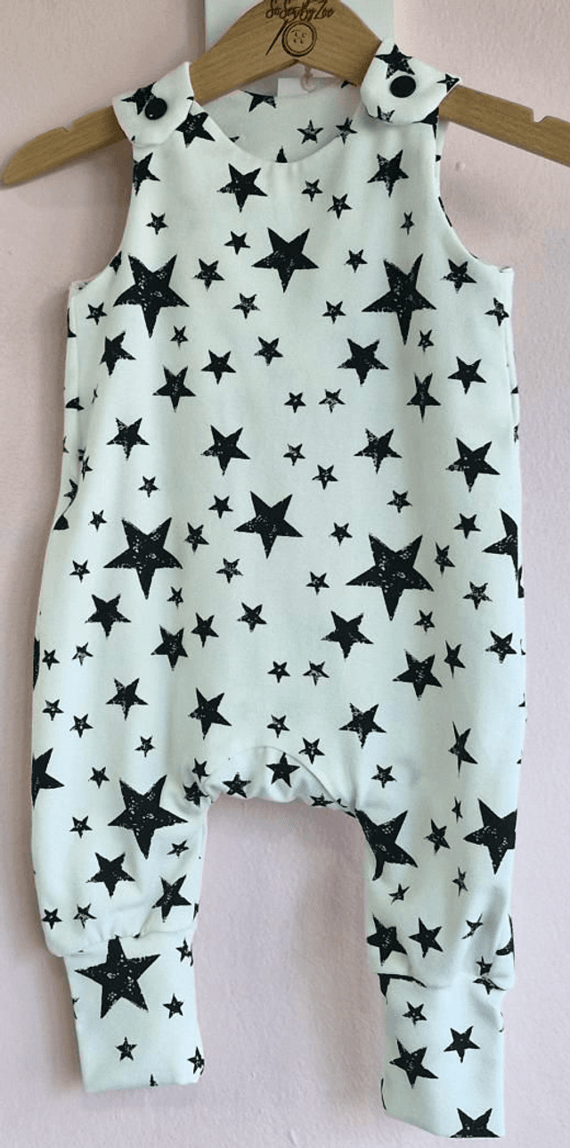 2-4 months &#039;Freddie&#039; romper white with Black Stars